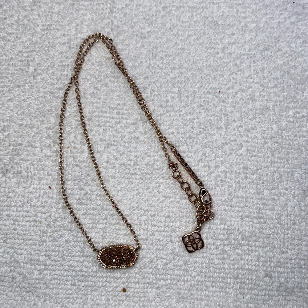 Kendra Scott pendant necklace,rose gold